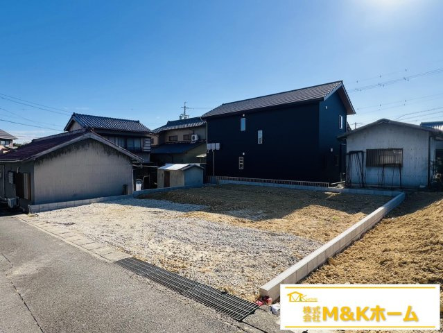 知多郡武豊町字青木ケ丘1丁目　全1棟の外観|R8.9.29撮影　全居室フローリング仕様♪