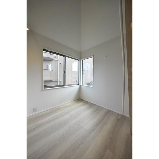 【寝室】