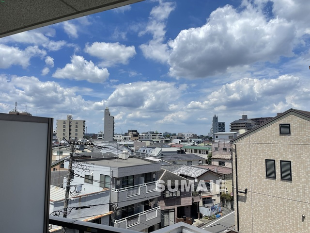 グローリア十条の展望|バルコニーからの景色です♪