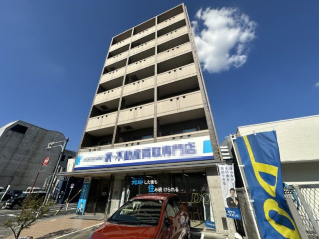 T-WESTの外観