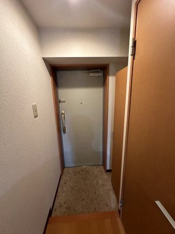 T-WESTの玄関