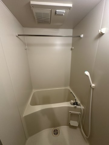 T-WESTの浴室
