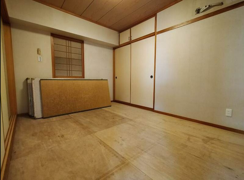 ライオンズマンション汀良町の和室
