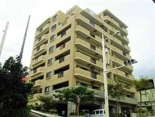 ライオンズマンション汀良町の外観