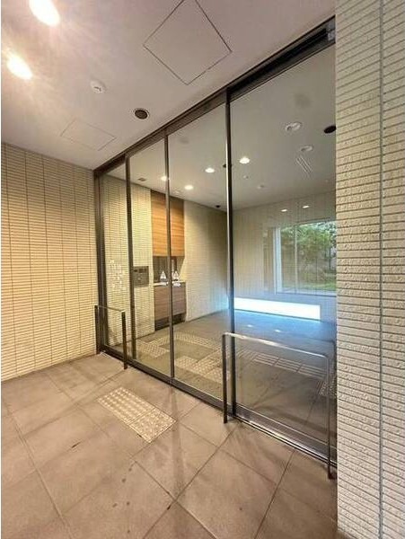 HF辻堂レジデンスのエントランス