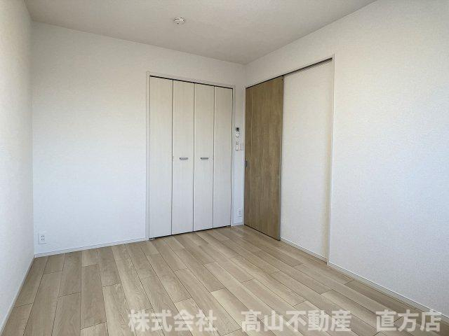 直方市大字感田のアパートの寝室