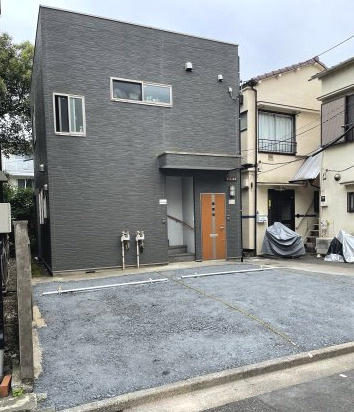 マーレ赤羽駐車場