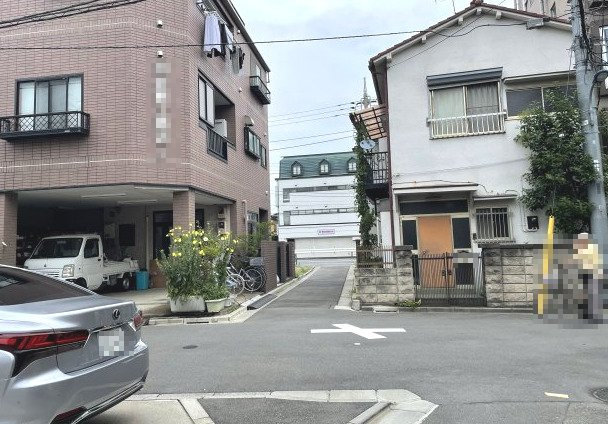 マーレ赤羽駐車場