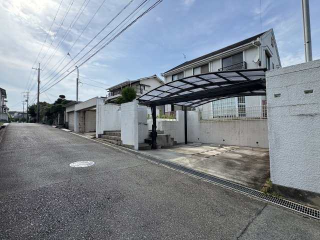 明石市大久保町山手台3丁目戸建の前面道路含む現地写真