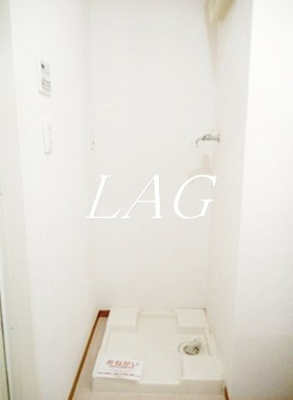 【設備】 | エル オーヴ | 室内洗濯機置き場です。