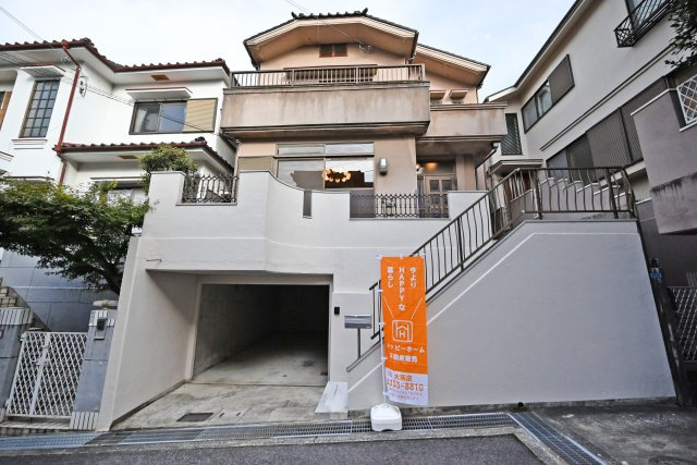 箕面市稲５丁目中古一戸建て│4LDK＋駐車1台可