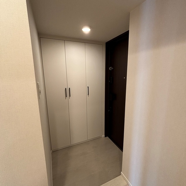 パークアクシス上野グレイスコートの玄関|※写真は同タイプ住戸です。