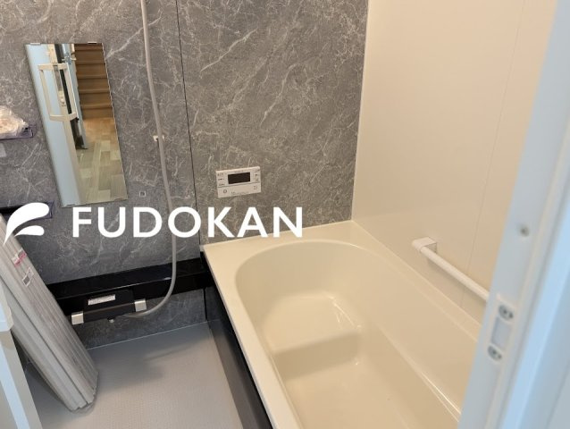 東根市神町東建売住宅【C棟】の浴室|広々浴室は、ゆったりとくつろいで疲れを癒す空間です。
