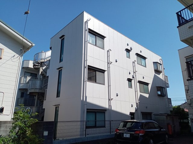 川崎市多摩区菅３丁目の賃貸マンションの外観