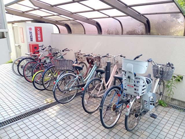 川崎市多摩区菅３丁目の賃貸マンションのその他共用部分