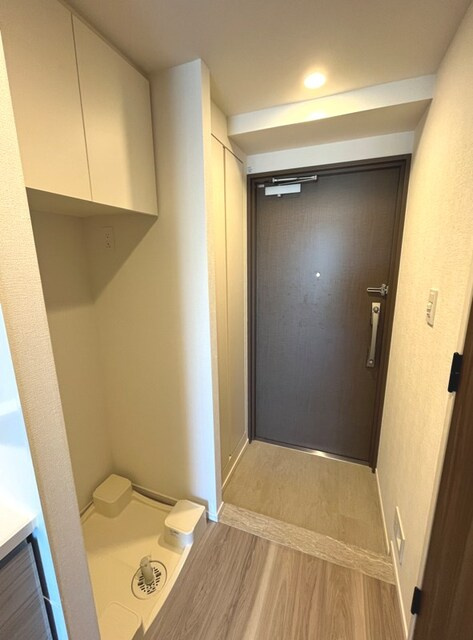 パークアクシス上野ＥＡＳＴの玄関|※写真は同タイプ住戸です。