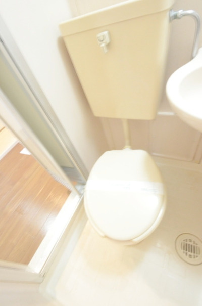 東京都福生市　エモシオン福生のトイレ