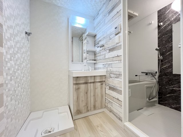 S-RESIDENCE金山altano(アルターノ)の浴室