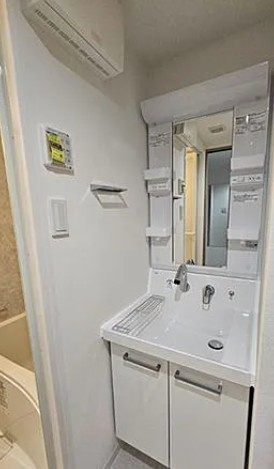 COCOCUBE板橋本町の洗面所