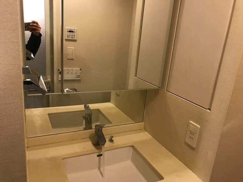 メイクスデザイン南青山の独立洗面台