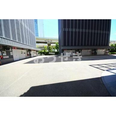 パークタワー横浜ステーションプレミアの駐車場