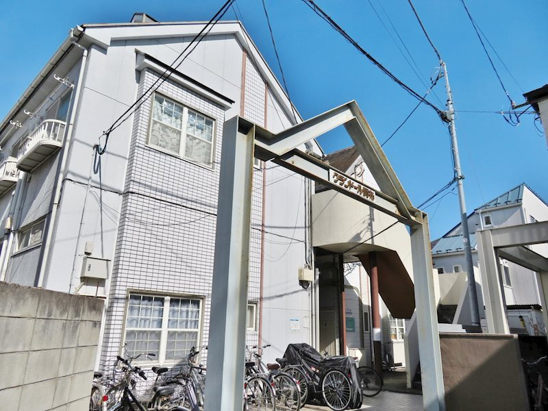 調布市富士見町２丁目のアパートの外観