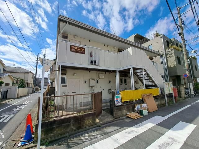 コーポエイトの外観