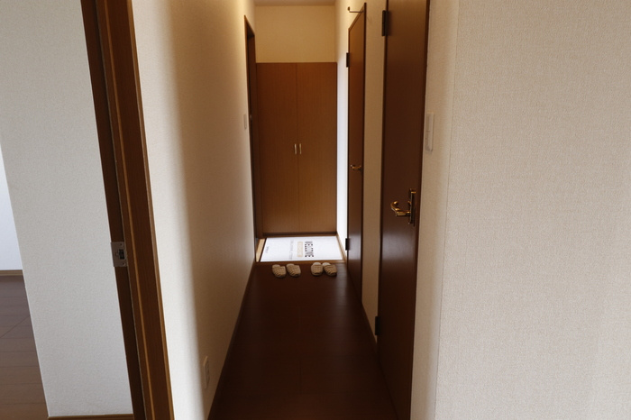 ルネッサンス大里の玄関