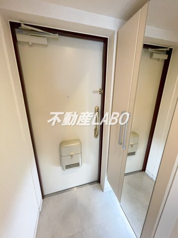 サンプラザ浪速の玄関