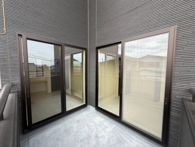 所沢市久米中古戸建のバルコニー