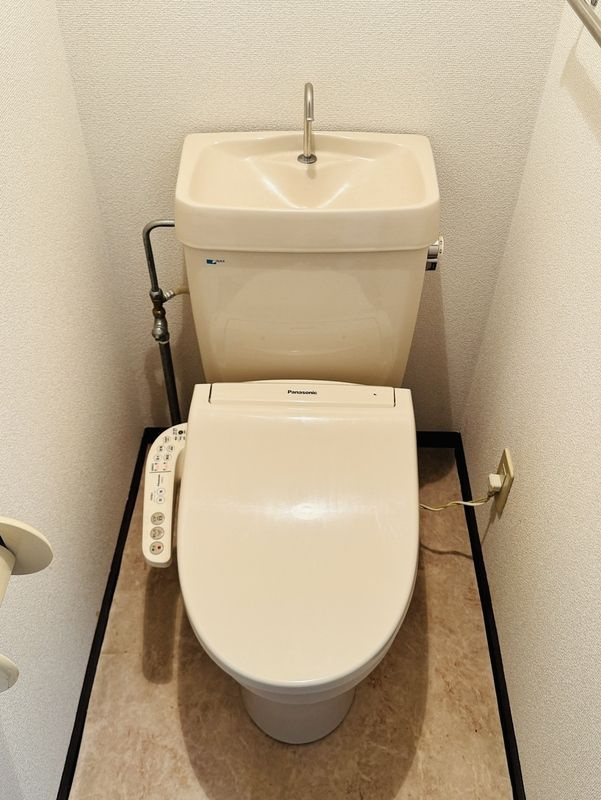 S・エルモサのトイレ