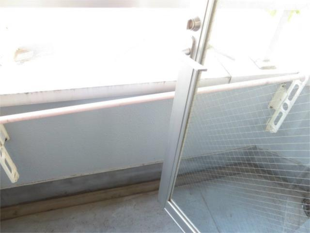 川崎市多摩区登戸の賃貸マンションのバルコニー|★お部屋探しはオールマイト不動産までご相談下さい♪【044-543-9135】