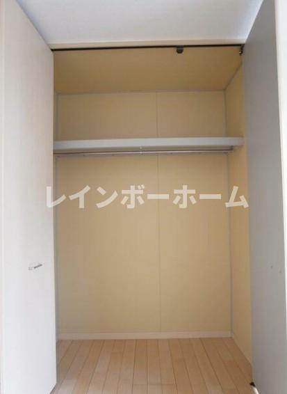 フラットヒルズの収納