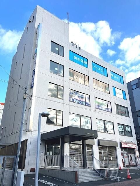 イースタンビル