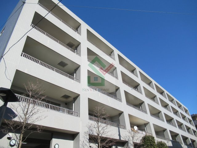 エコタワーバオバブの外観