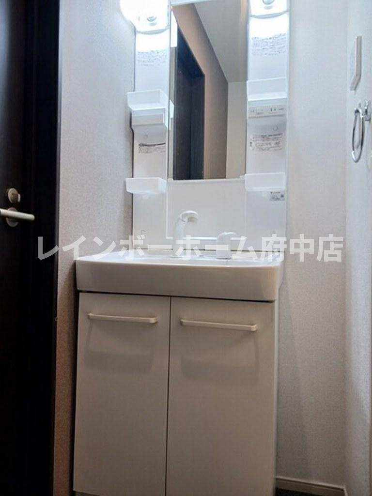 カーサ　ヴェルデの独立洗面台
