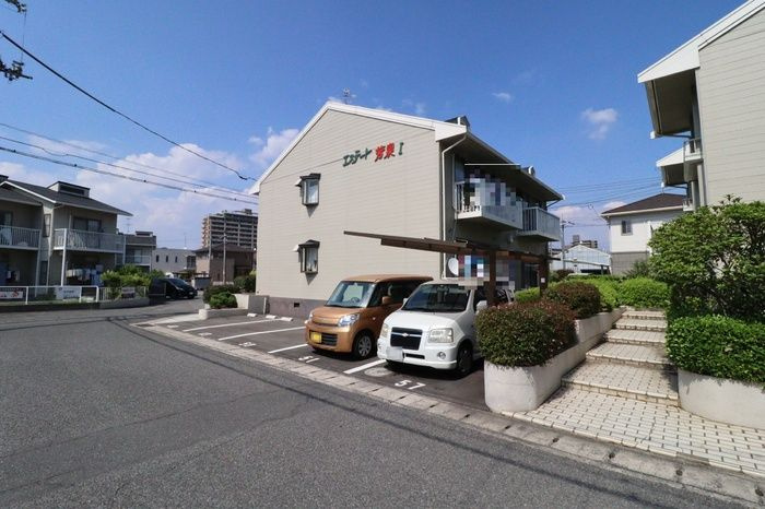 エステート芳泉　Ⅰ棟 Ⅰの外観