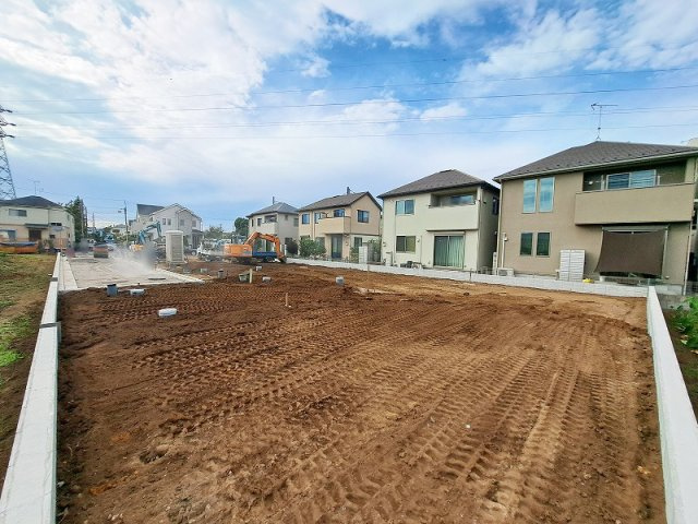 【外観】 | 西東京市中町4丁目　建築条件無売地　全6区画　(保谷店) | スーパーまで徒歩12分、コンビニまで徒歩5分とお買い物施設も徒歩圏内。