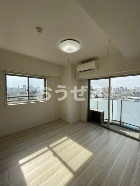 ＳＨＯＫＥＮ　Ｒｅｓｉｄｅｎｃｅ東京八広の居間・リビング