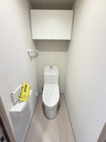 三郷早稲田サニーコートのトイレ|新品交換済みのトイレです！気持ちよく新生活が送れます