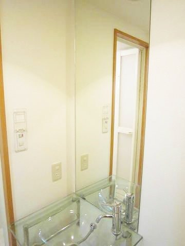 Ｍ’ｓ Ｖｉｌｌａ（エムズヴィラ）の独立洗面台