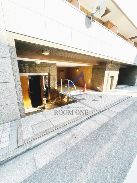 メゾン・ド・ヴィレ日本橋茅場町のエントランス|エントランスです。