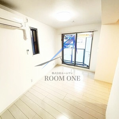 ドムス北千住の居間・リビング|洋室のお部屋です。