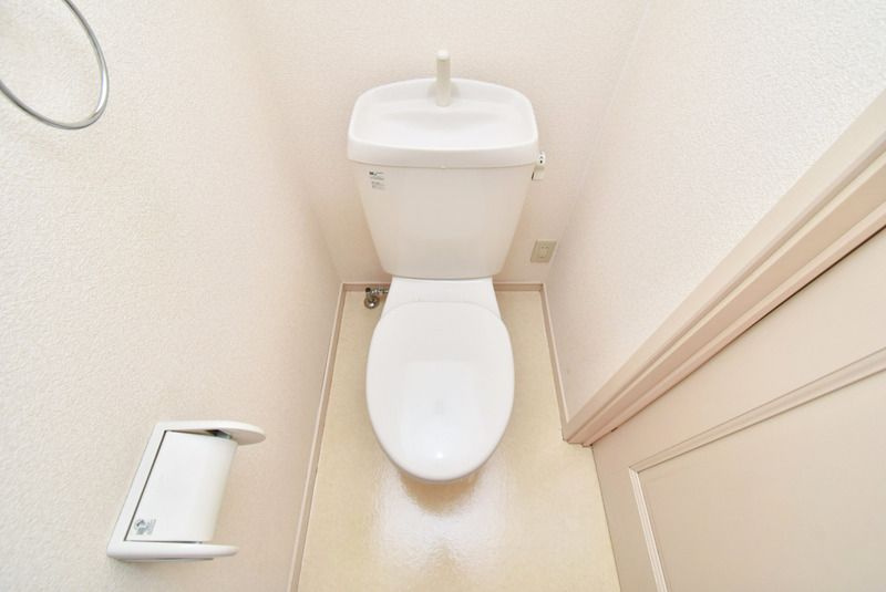 プライマリー久留米インターB棟のトイレ|コンパクトで使いやすいトイレです