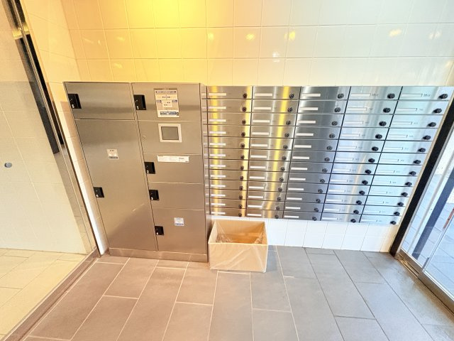 フレアコート甲南の玄関