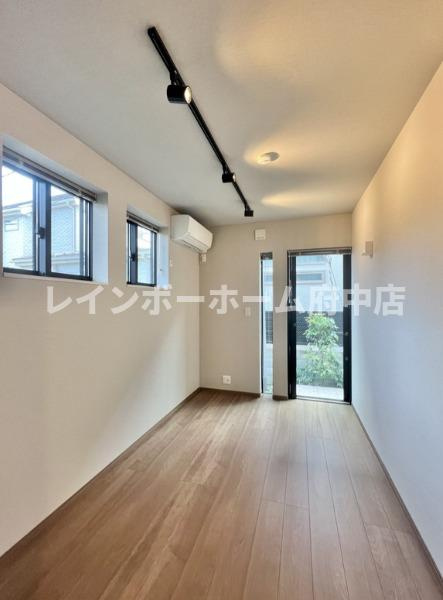 SiestaVilla武蔵小金井ＢrickHausの居間・リビング