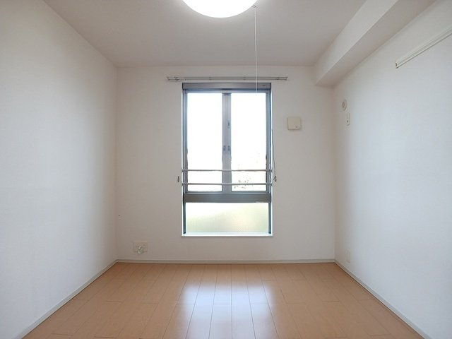 リーベ　レーベンの寝室