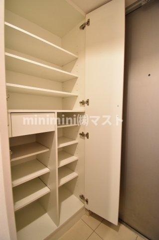 旧　ルクレ内久宝寺の玄関