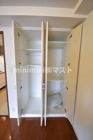 旧　ルクレ内久宝寺の収納