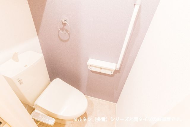 アヴニールやぶなみⅢのトイレ